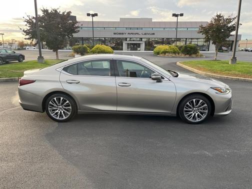 2019 Lexus ES 350 Base