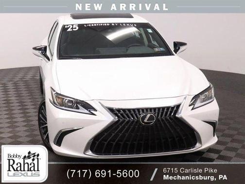 2025 Lexus ES 300h Base