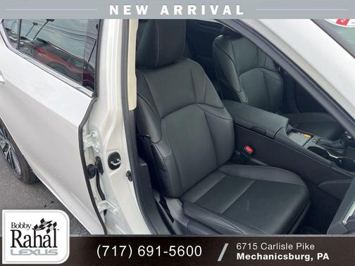 2025 Lexus ES 300h Base