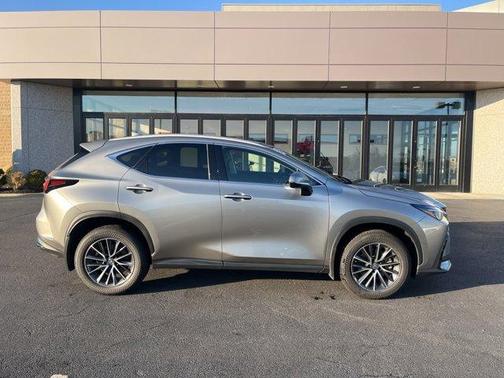 2022 Lexus NX 350h Premium