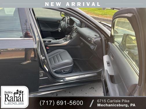 2018 Lexus IS 300 Base