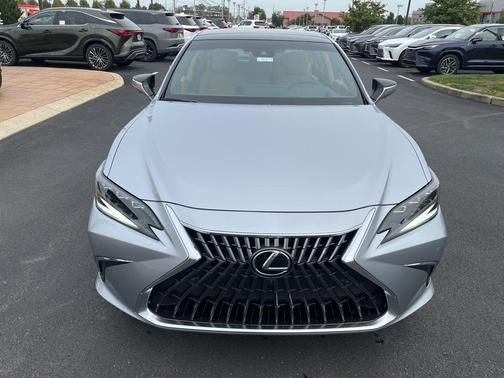 2025 Lexus ES 350 Ultra Luxury