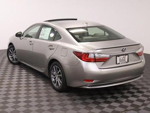 2018 Lexus ES 300h Base