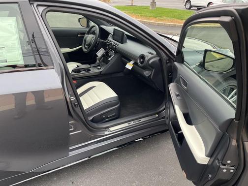 2025 Lexus IS 350 Base