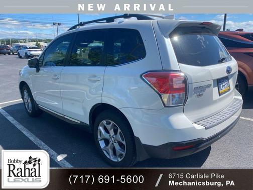 Crystal White Pearl 2018 Subaru Forester 2.5i Touring