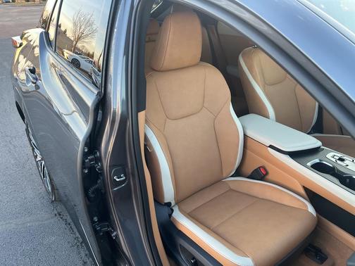 2026 Lexus RZ 450e Premium