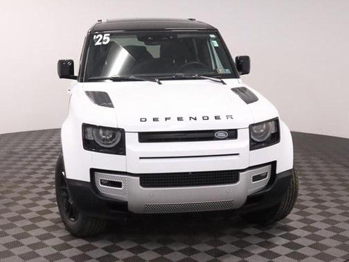 2025 Land Rover Defender 110 P300