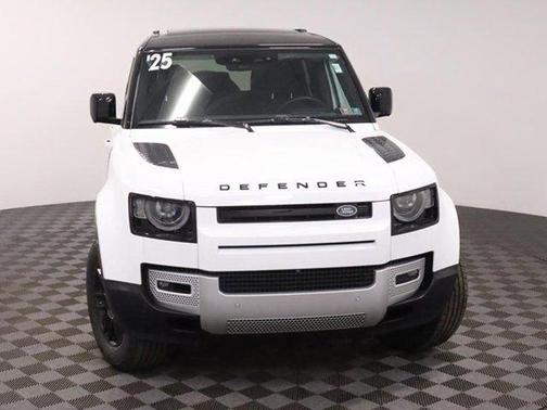 2025 Land Rover Defender 110 P300