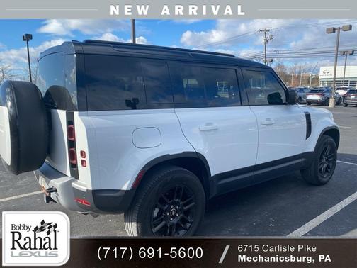 2025 Land Rover Defender 110 P300