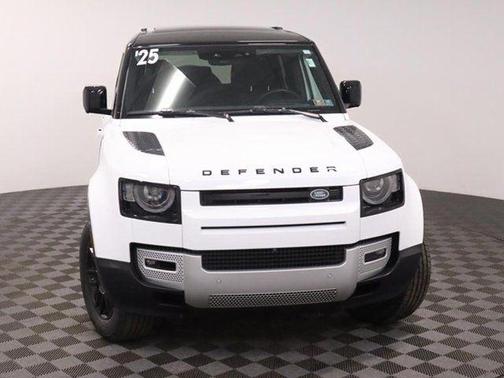 2025 Land Rover Defender 110 P300