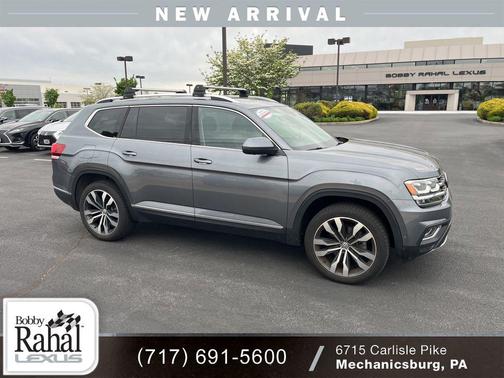 Platinum Gray Metallic 2019 Volkswagen Atlas 3.6L SEL Premium