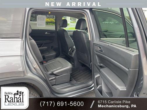 Platinum Gray Metallic 2019 Volkswagen Atlas 3.6L SEL Premium