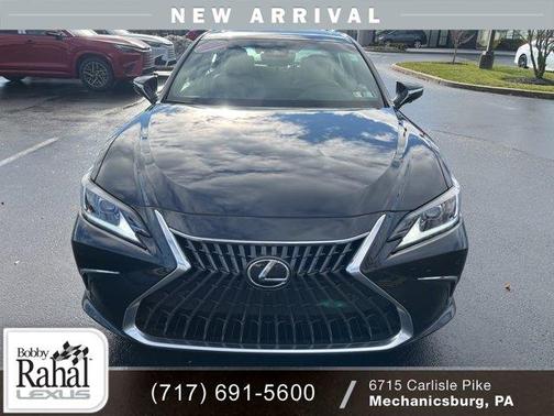 2025 Lexus ES 300h Luxury