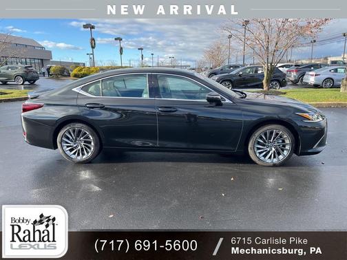 2025 Lexus ES 300h Luxury