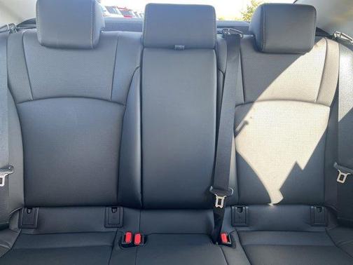 2025 Lexus ES 300h Base