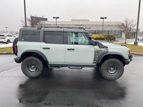 2024 Ford Bronco Everglades