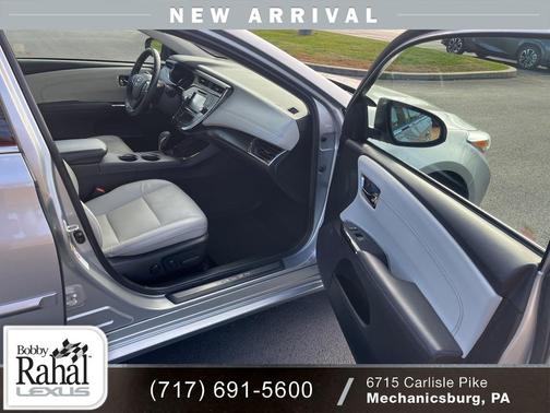 2018 Toyota Avalon Hybrid Limited