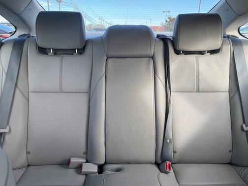 2018 Toyota Avalon Hybrid Limited