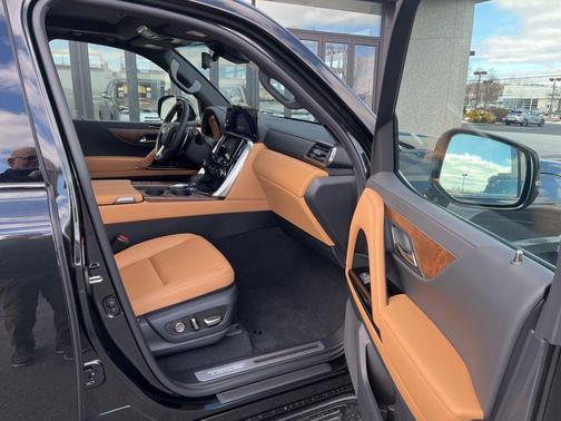 Caviar 2026 Lexus LX 700h Luxury