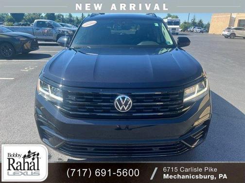 Deep Black Pearl 2023 Volkswagen Atlas 3.6L SEL
