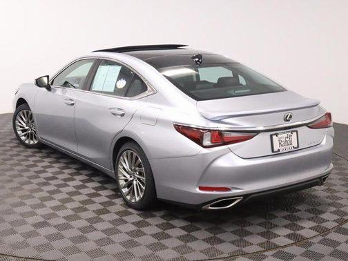 2023 Lexus ES 350 Ultra Luxury