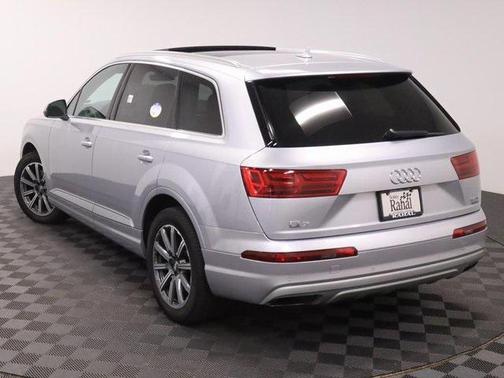2017 Audi Q7 3.0T Prestige