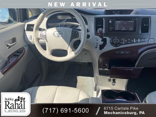 2014 Toyota Sienna XLE