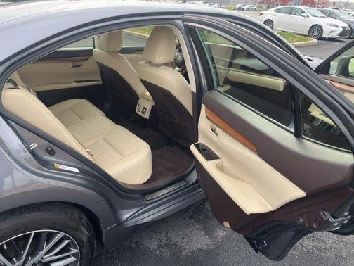 2016 Lexus ES 350 Base