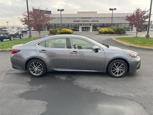 2016 Lexus ES 350 Base
