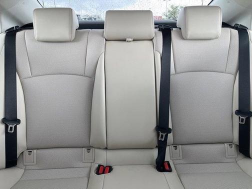 2025 Lexus ES 350 Base
