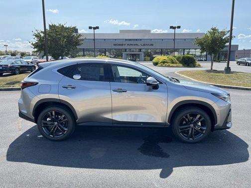 2025 Lexus NX 450h+ Luxury