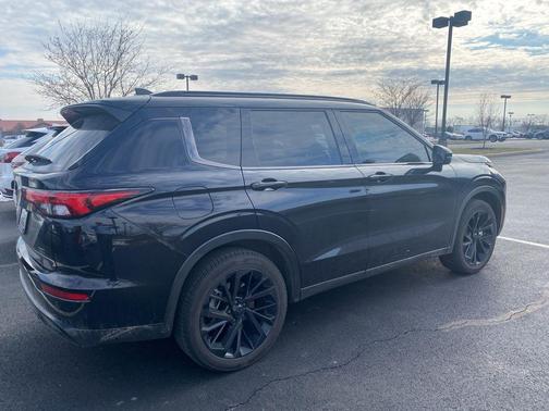 2024 Mitsubishi Outlander SEL Black Edition S-AWC