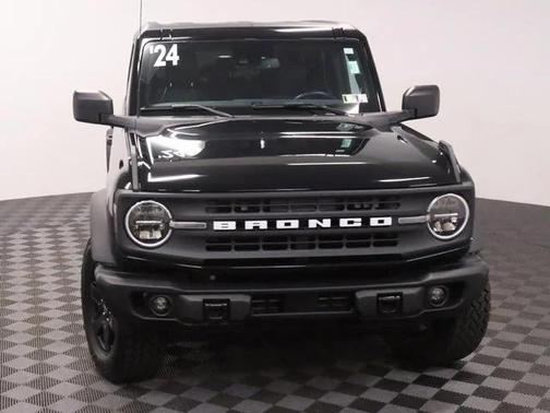 2024 Ford Bronco Black Diamond