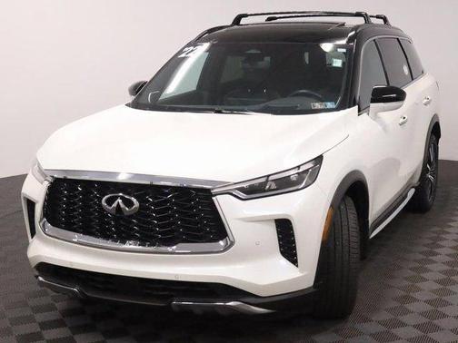 Majestic White/Black Obsidian 2022 INFINITI QX60 AUTOGRAPH