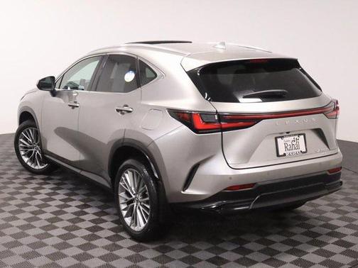 2022 Lexus NX 350h Premium