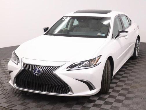 2020 Lexus ES 300h Luxury