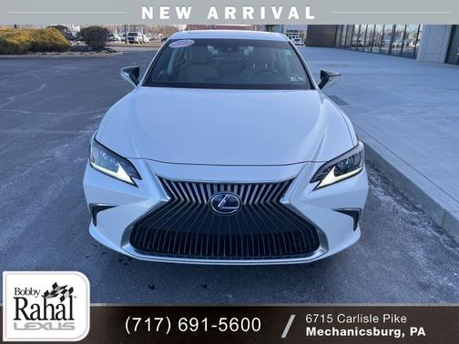 2020 Lexus ES 300h Luxury