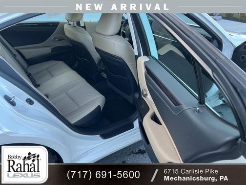 2020 Lexus ES 300h Luxury