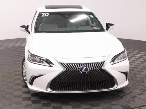 2020 Lexus ES 300h Luxury