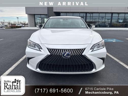 2020 Lexus ES 300h Luxury