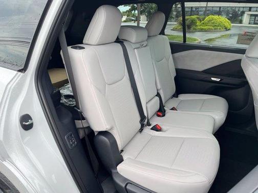 Pear 2026 Lexus TX 350 Premium