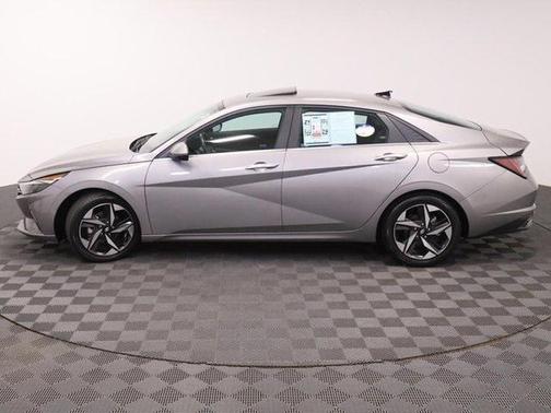 2021 Hyundai ELANTRA HEV Limited