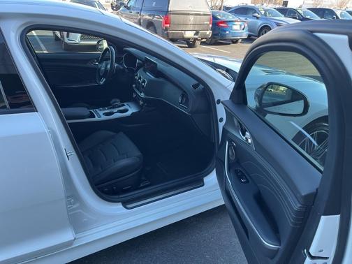 2023 Kia Stinger GT2