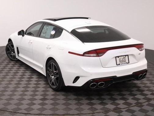 2023 Kia Stinger GT2
