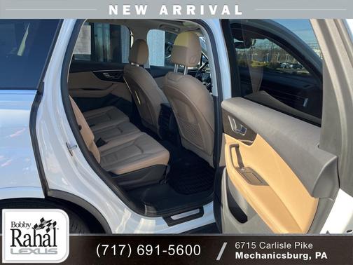 2024 Audi Q7 55 Premium Plus