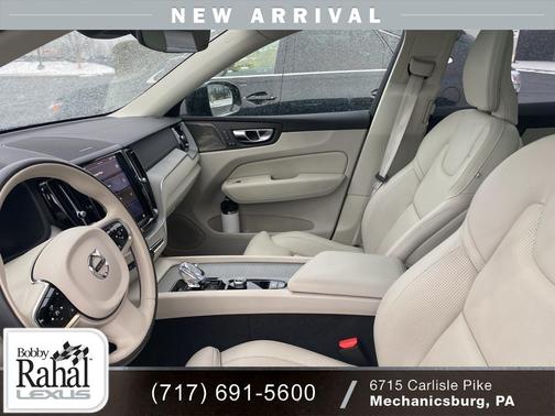 2025 Volvo XC60 B5 Ultra