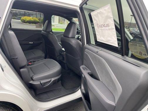 Pear 2026 Lexus TX 350 Premium