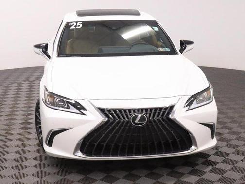 2025 Lexus ES 350 Base