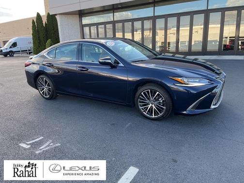 2025 Lexus ES 300h Base