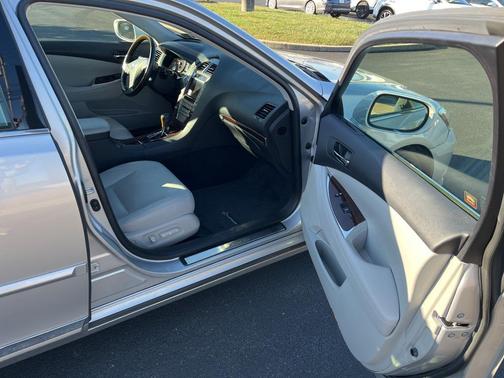 2011 Lexus ES 350 Base